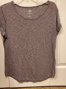 💗5/$25 Sale  Juniors sz xl gray so scoop neck tee
